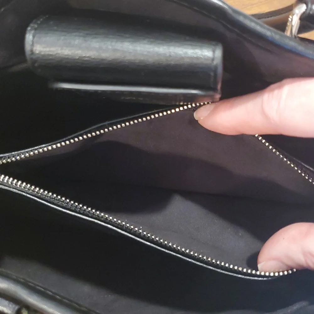 Like NEW Coach Margot Carryall With Rose Print